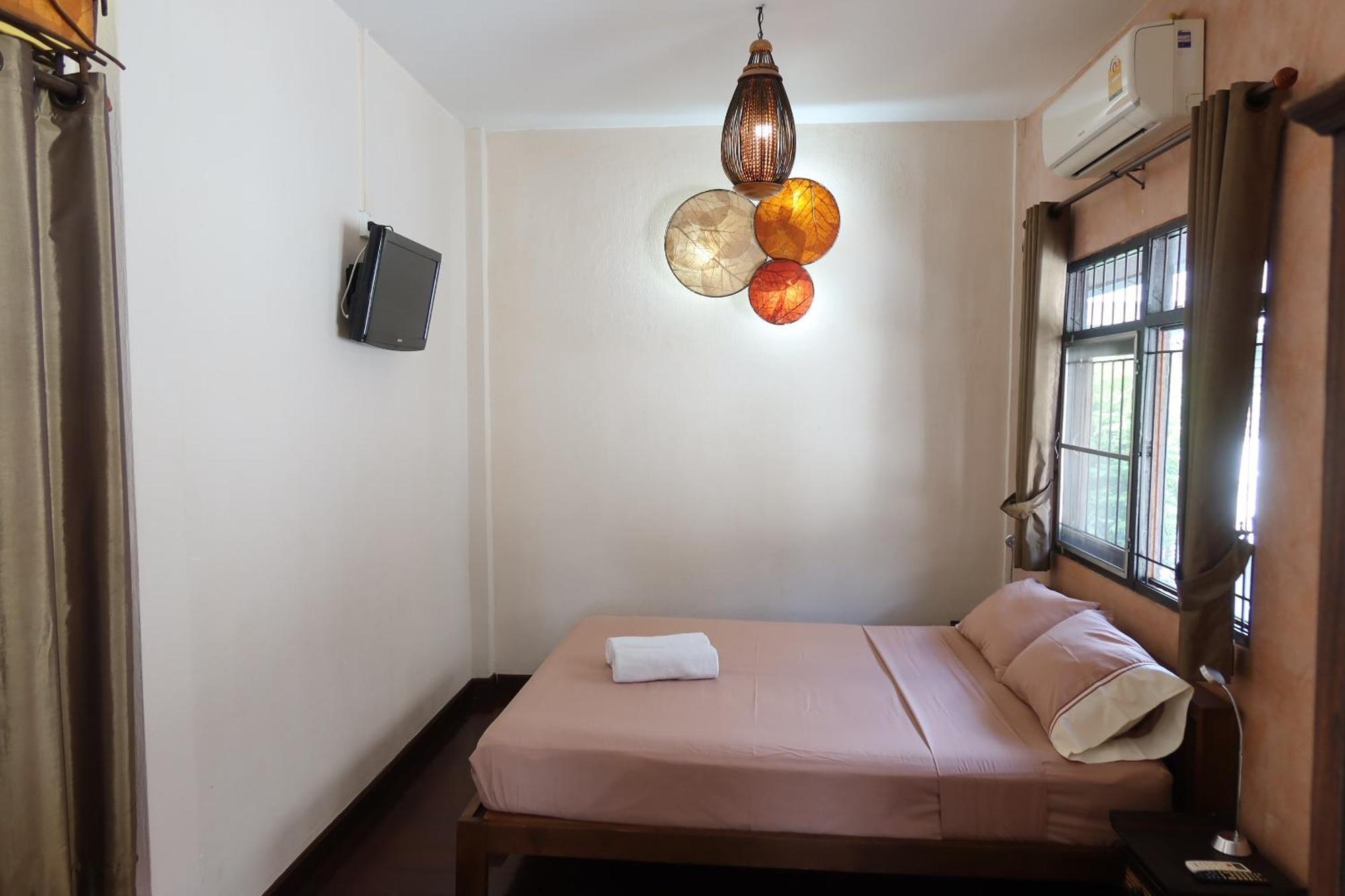 Banjai Garden Guesthouse Chiang Mai Exterior photo